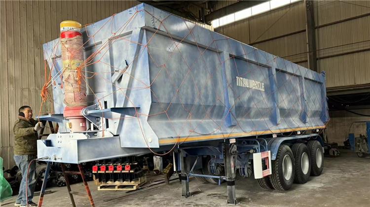 Tri Axle 60 Ton Tipper Semi Trailer for Sale In Ghana